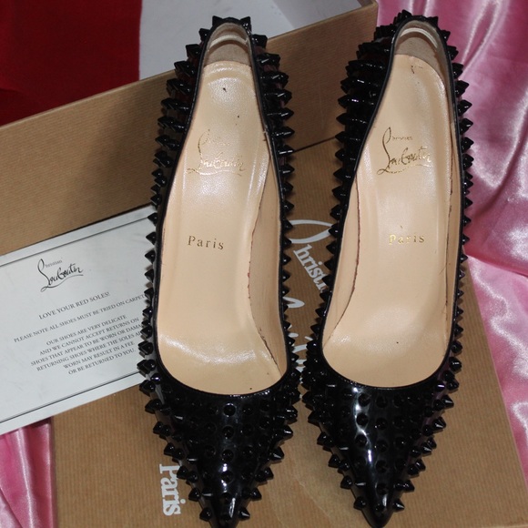 Black Spike Louboutin Pigalle Pumps - Picture 2 of 4